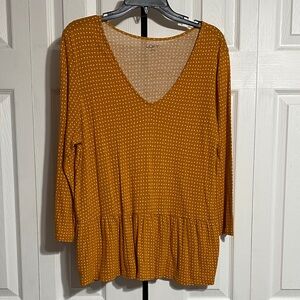 Loft Outlet knit lightweight top shirt size LARGE
